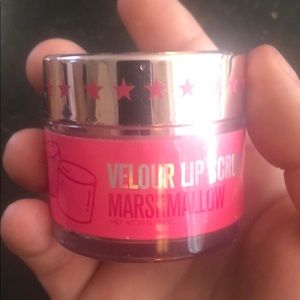 Jeffree star marshmallow lip scrub